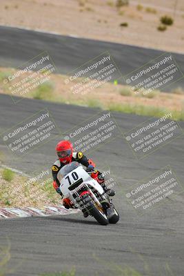 media/Jun-04-2022-WERA (Sat) [[b852bbbd55]]/Race 9 LW Twins Superbike V6 LW D Superstock/